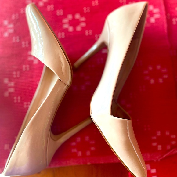 Nude Patent Leather Stiletto Heels / Size 8 (38.5 EU) - Picture 1 of 5